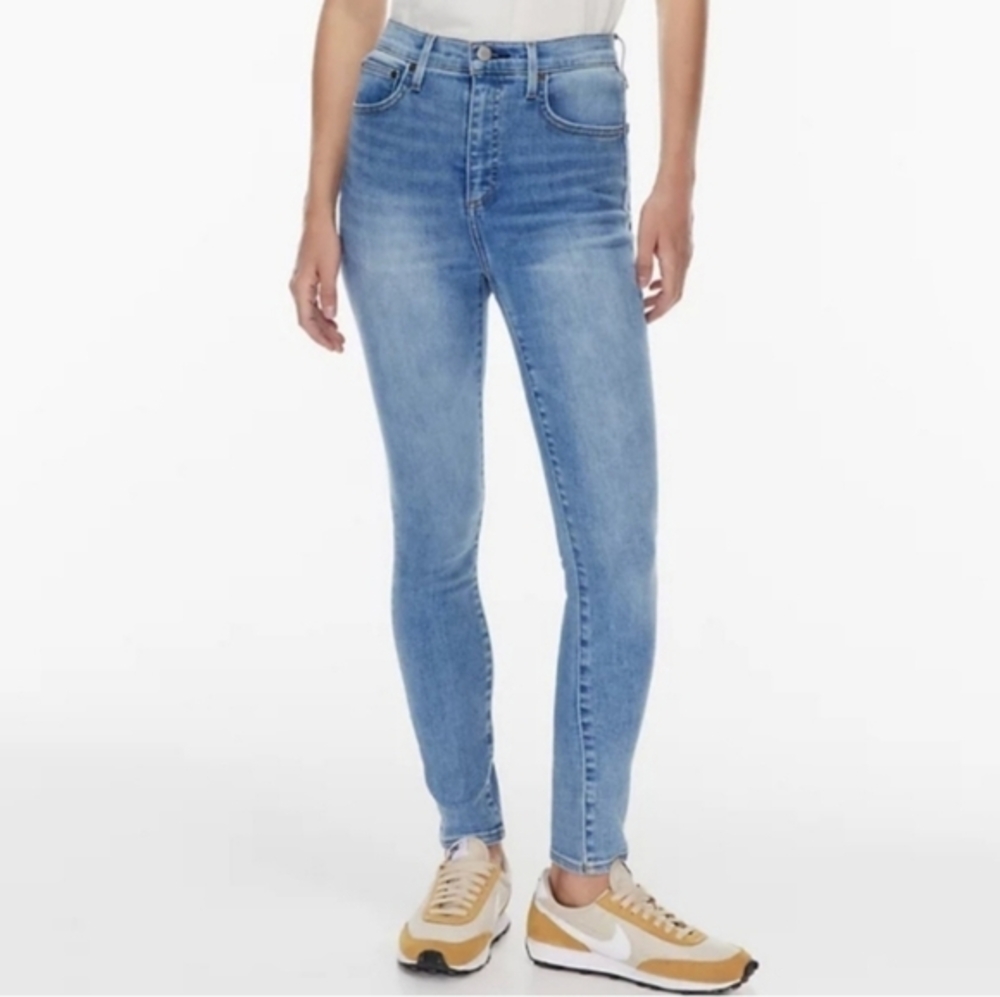 Aritzia Denim Forum Lola high rise skinny jeans,medium-light wash,27/30‎L - Picture 2 of 16